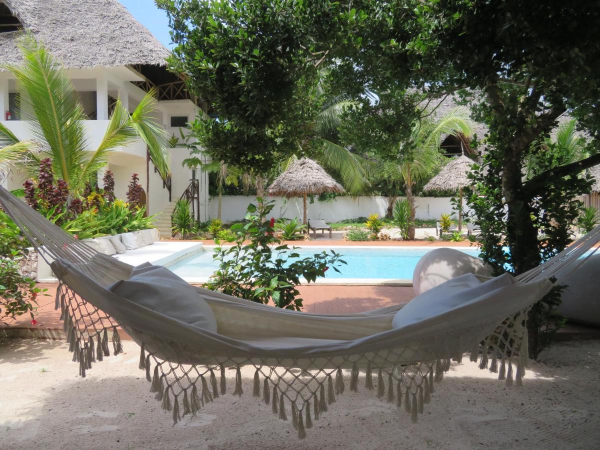 Kuwa Zanzibar Aparthotel Kiwengwa  Exterior photo