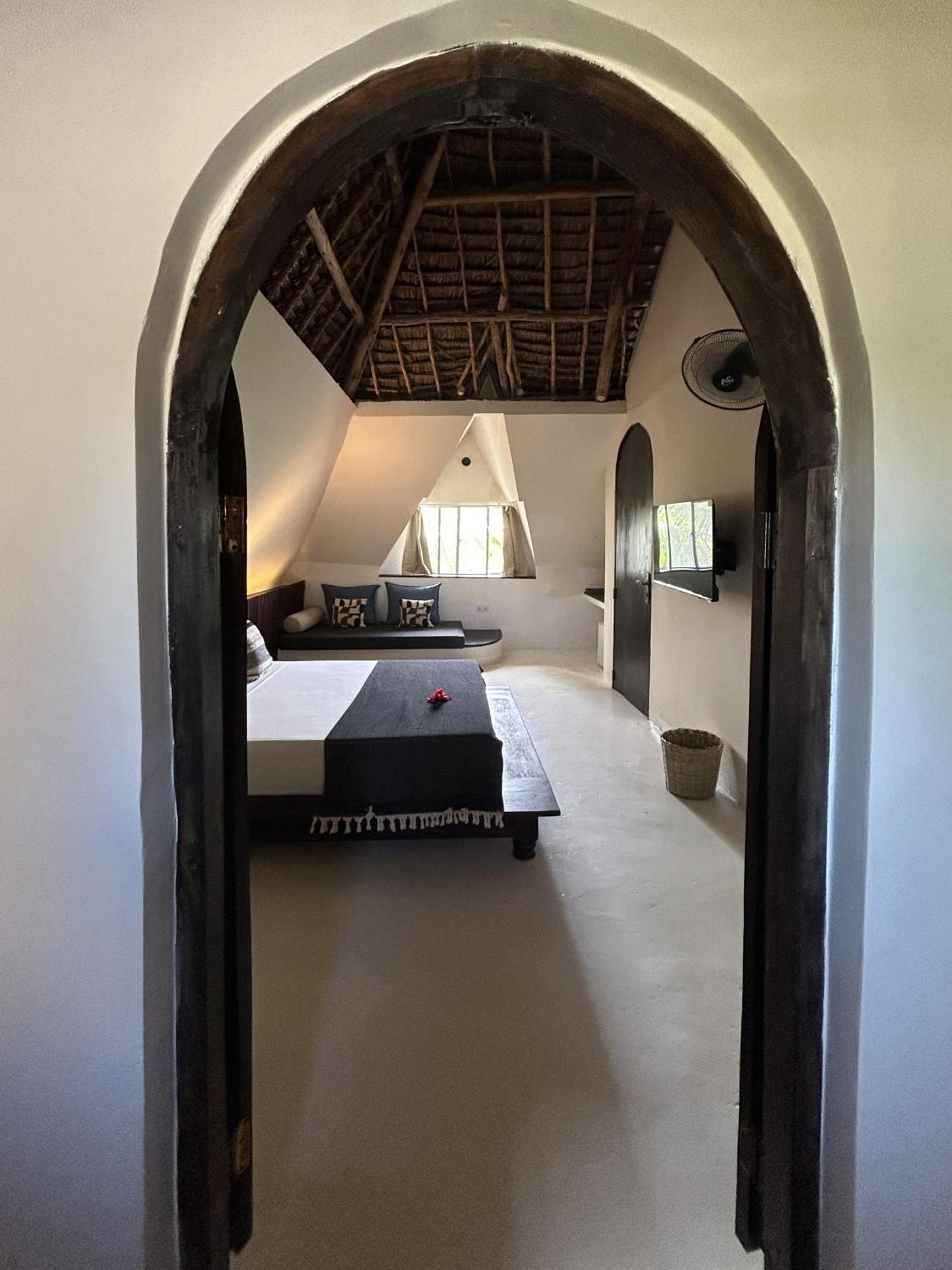 Kuwa Zanzibar Aparthotel Kiwengwa  Exterior photo