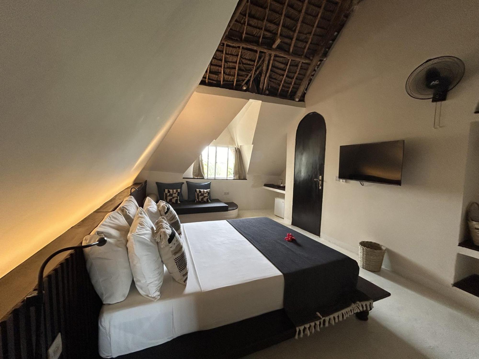 Kuwa Zanzibar Aparthotel Kiwengwa  Exterior photo