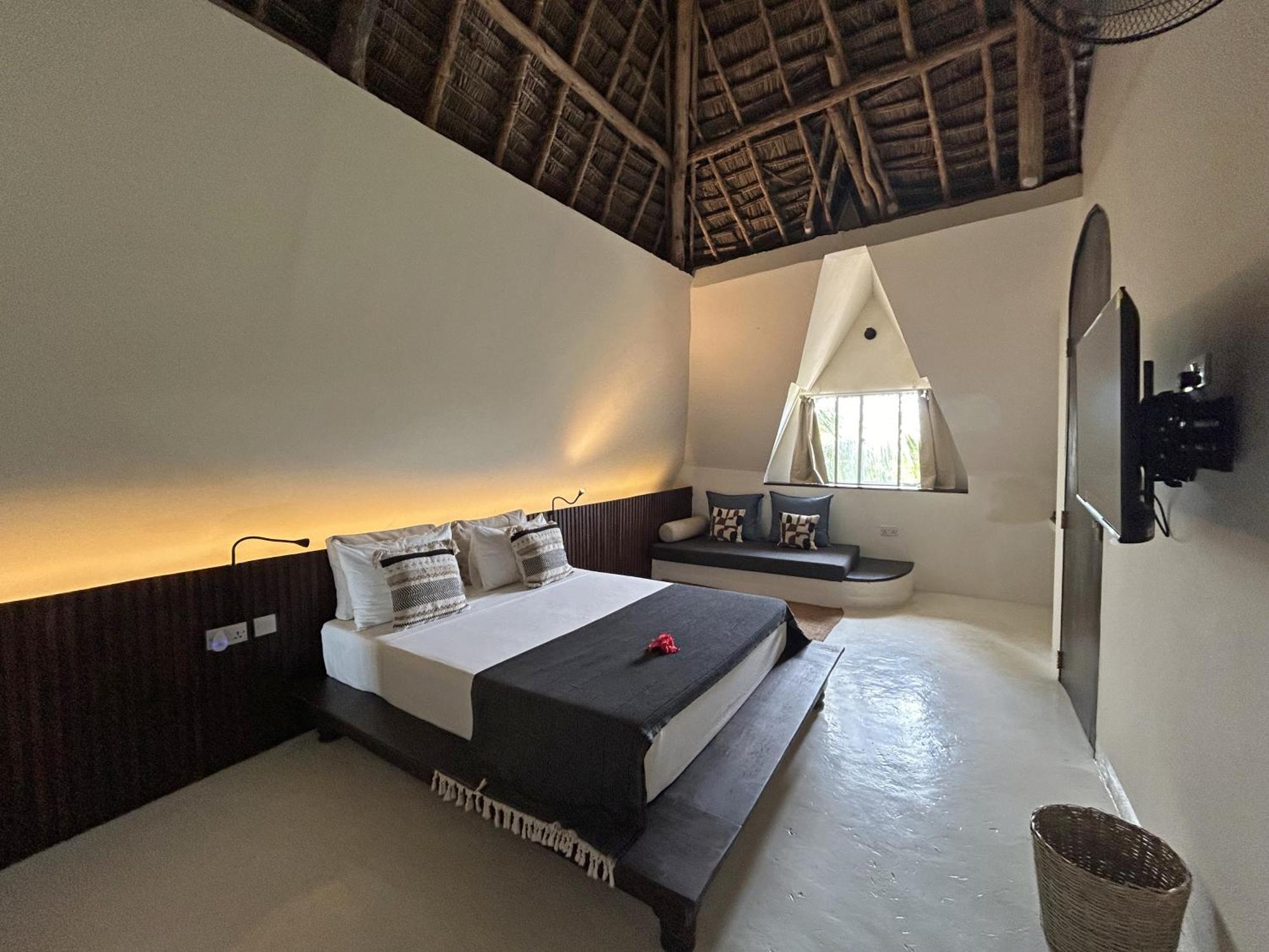 Kuwa Zanzibar Aparthotel Kiwengwa  Exterior photo